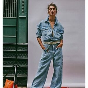 We the free by Free People Light Wash wide leg Denim Jumpsuit size M